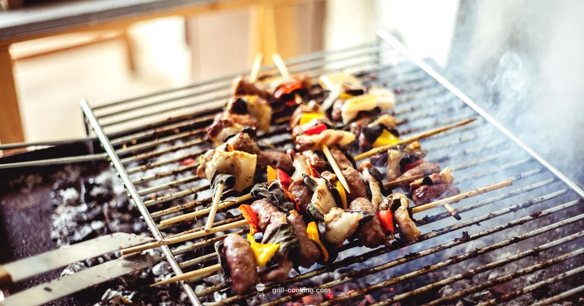 Premium Charcoal Kettle - Grill Cooking