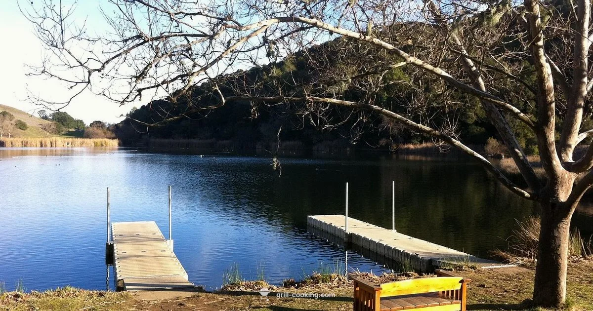 Dockside Grilling Vibe - Grill Cooking