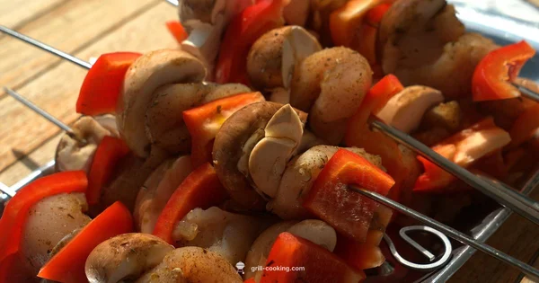 Weber Gas Grill Guide - Grill Cooking