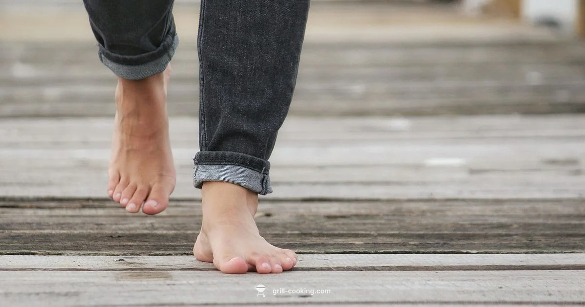 Barefoot Bar & Grill - Grill Cooking