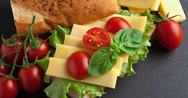 Late-Night Grilled Cheese - Grill Cooking