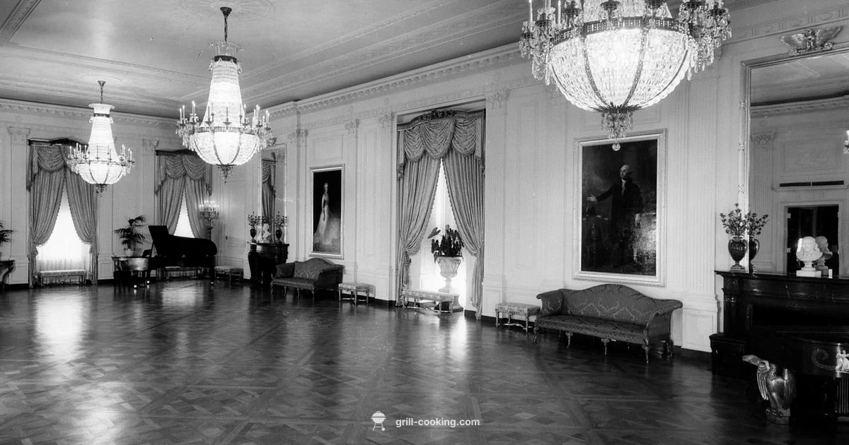 Old Ebbitt Grill DC - Grill Cooking